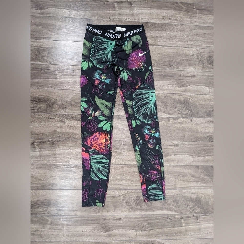 Nike Pro Leggings - Youth XL Floral
